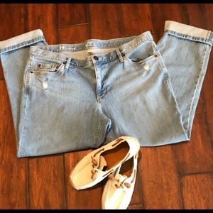 CUTE Loft distressed boyfriend jeans